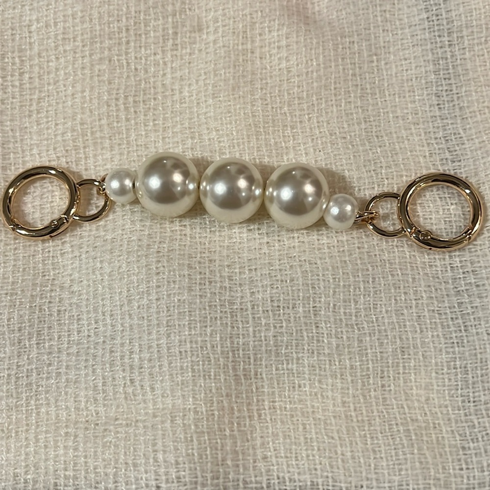 Simulated Pearl Bag Charm or Key Chain. Gold Tone.